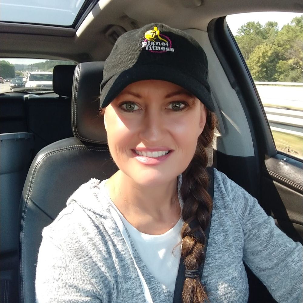 Meet your Posher, Lucie